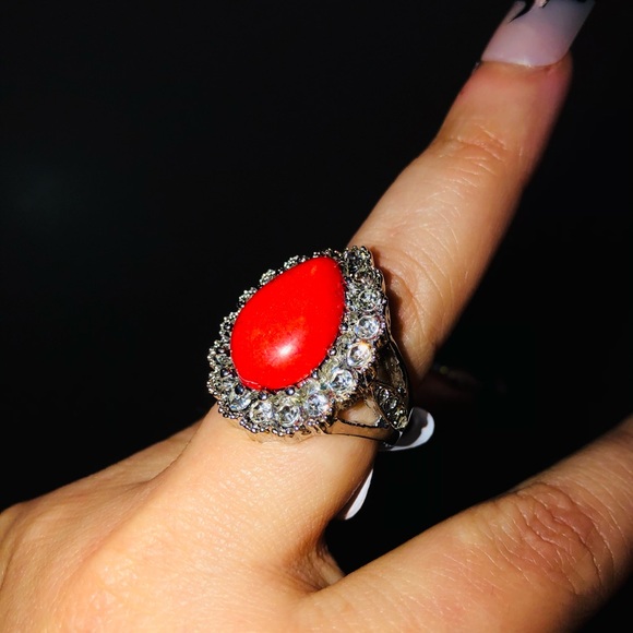 BEAUTIFUL BIG GEM RHINESTONE RINGS NEW🔥 - Picture 9 of 15